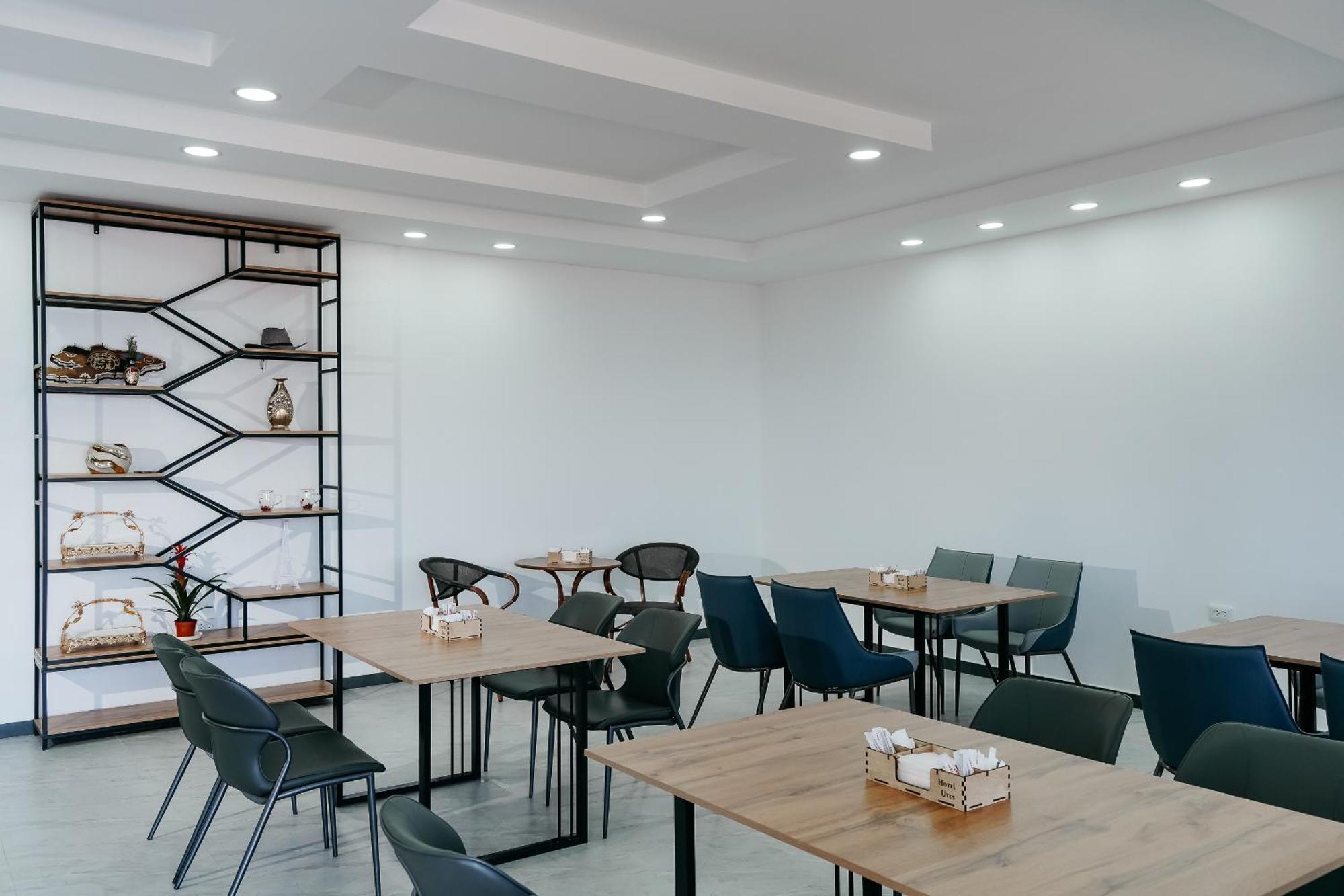 Hotel Utes Kaji-Say Екстериор снимка